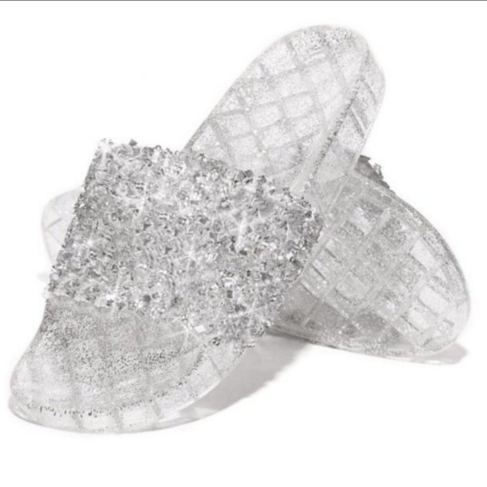 🖤 LAST ONE 🖤 8.5 Silver Sequin Glitter Slides - Picture 2 of 5
